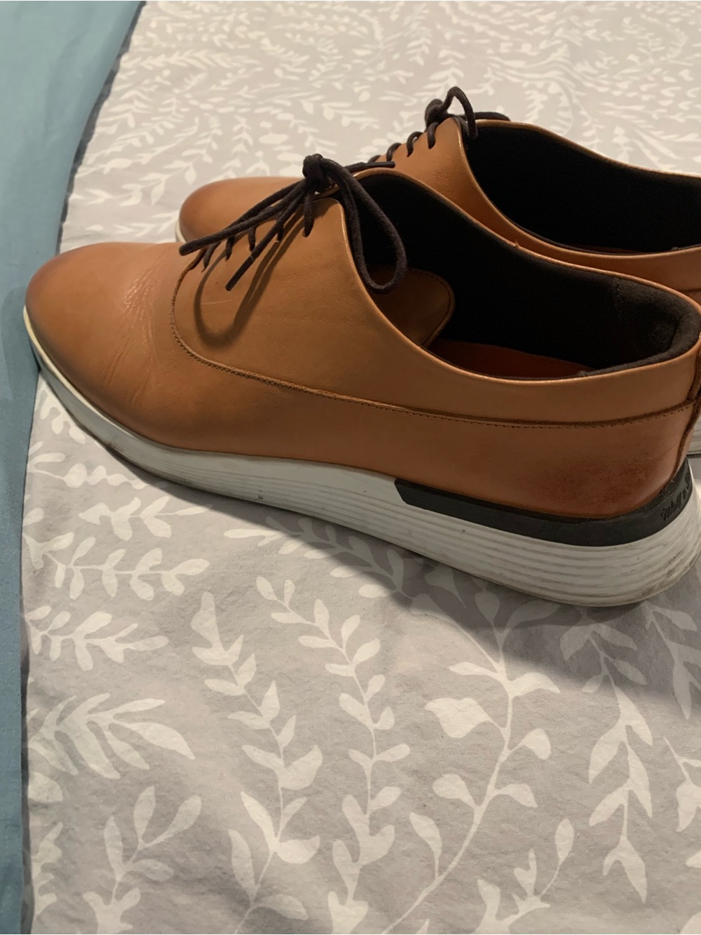 Wolf & Shepherd Casual Sneaker - Black & Tan Detail